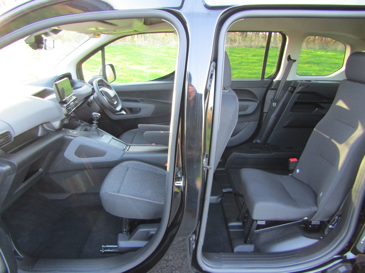 Used Peugeot Rifter 2025 for sale - 76576999: Photo 7