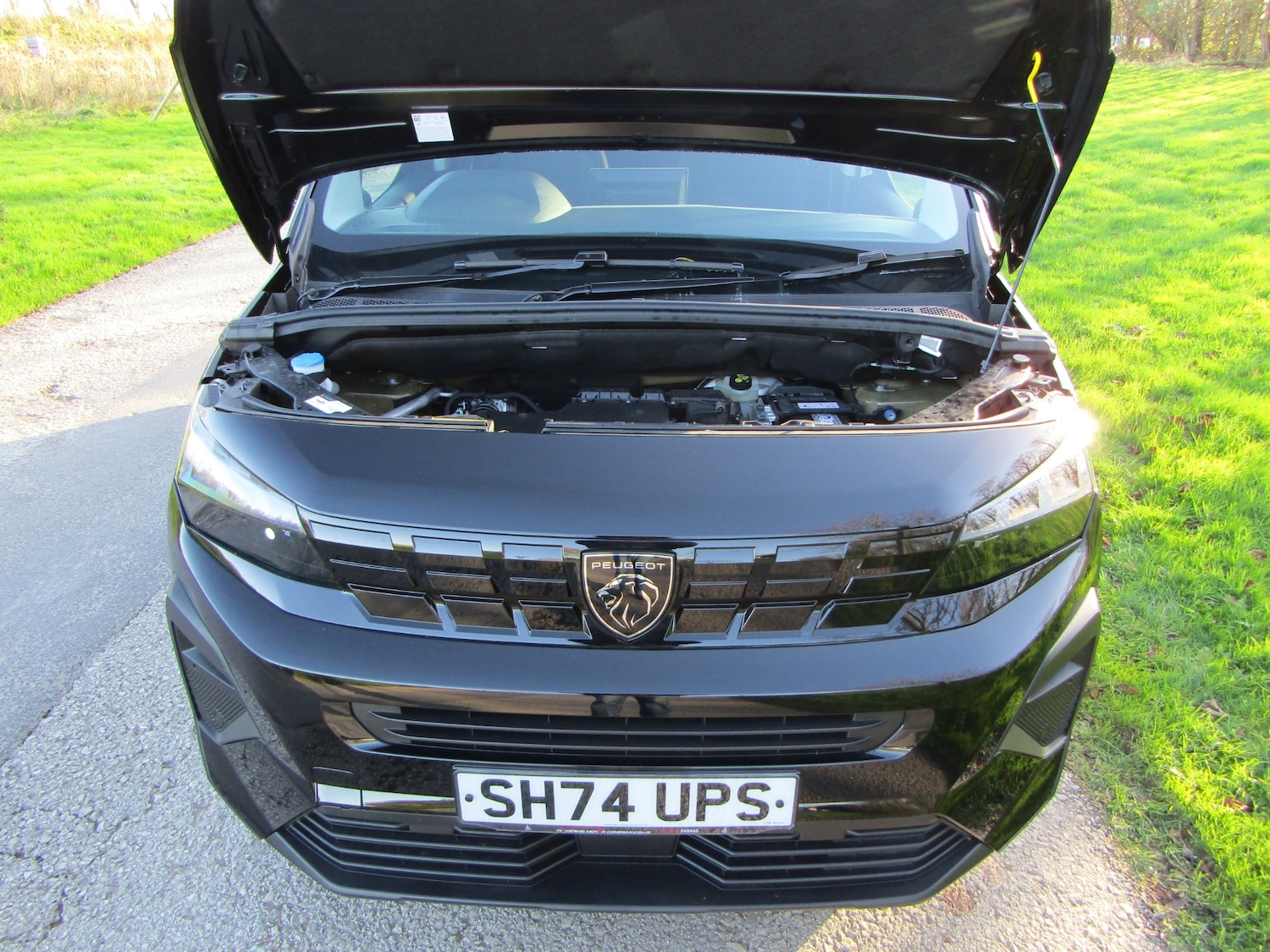 Used Peugeot Rifter 2025 for sale - 76576999: Photo 9