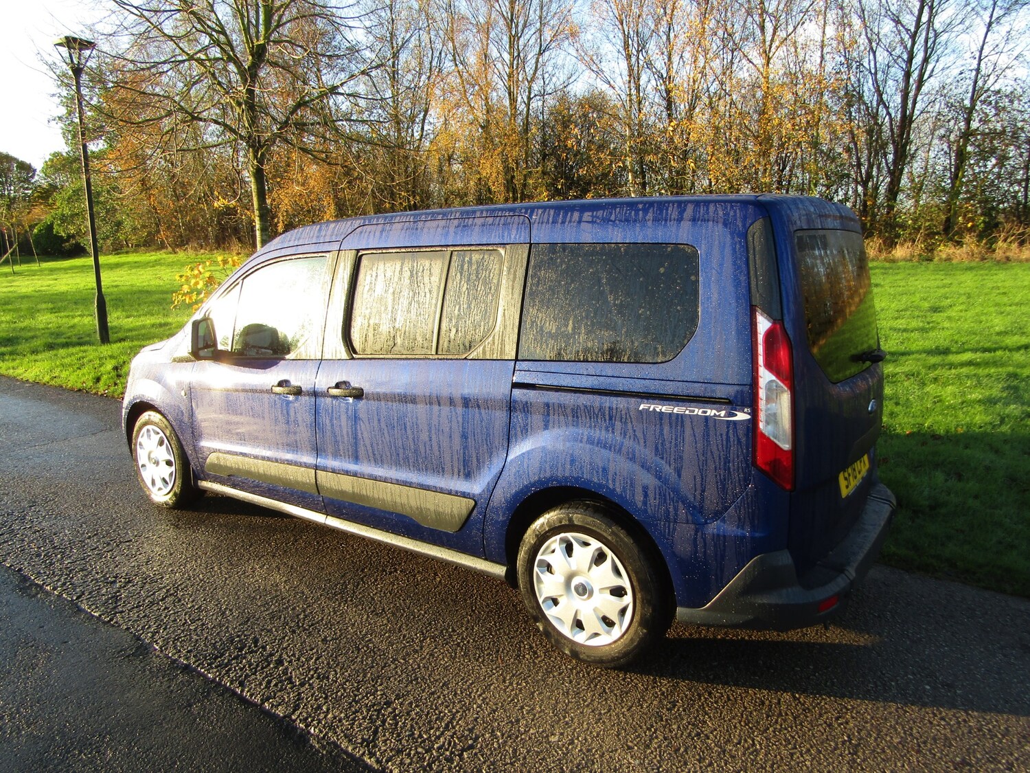 Used Ford Grand Tourneo Connect 2018 for sale - 76553726: Photo 5