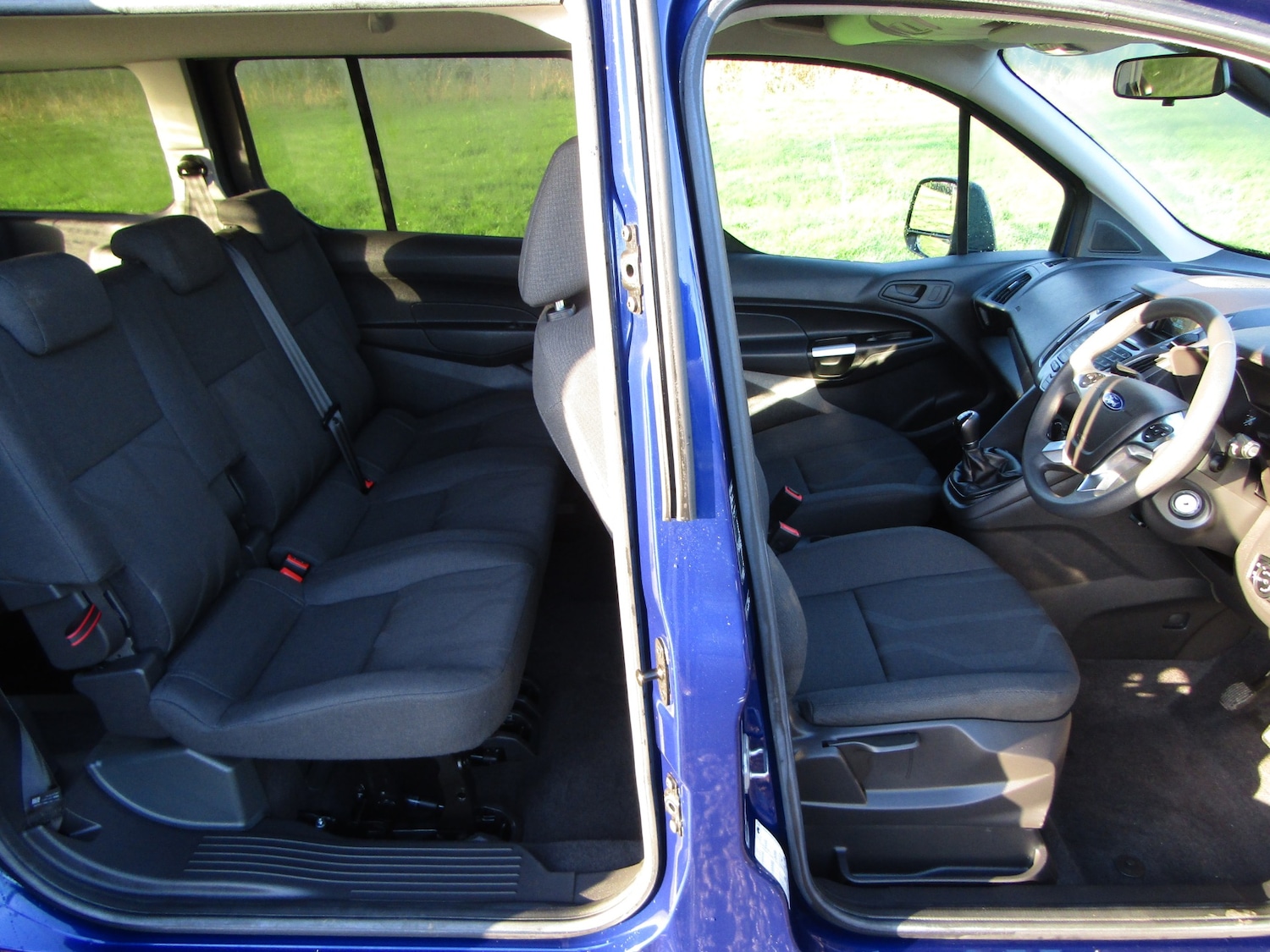 Used Ford Grand Tourneo Connect 2018 for sale - 76553726: Photo 9