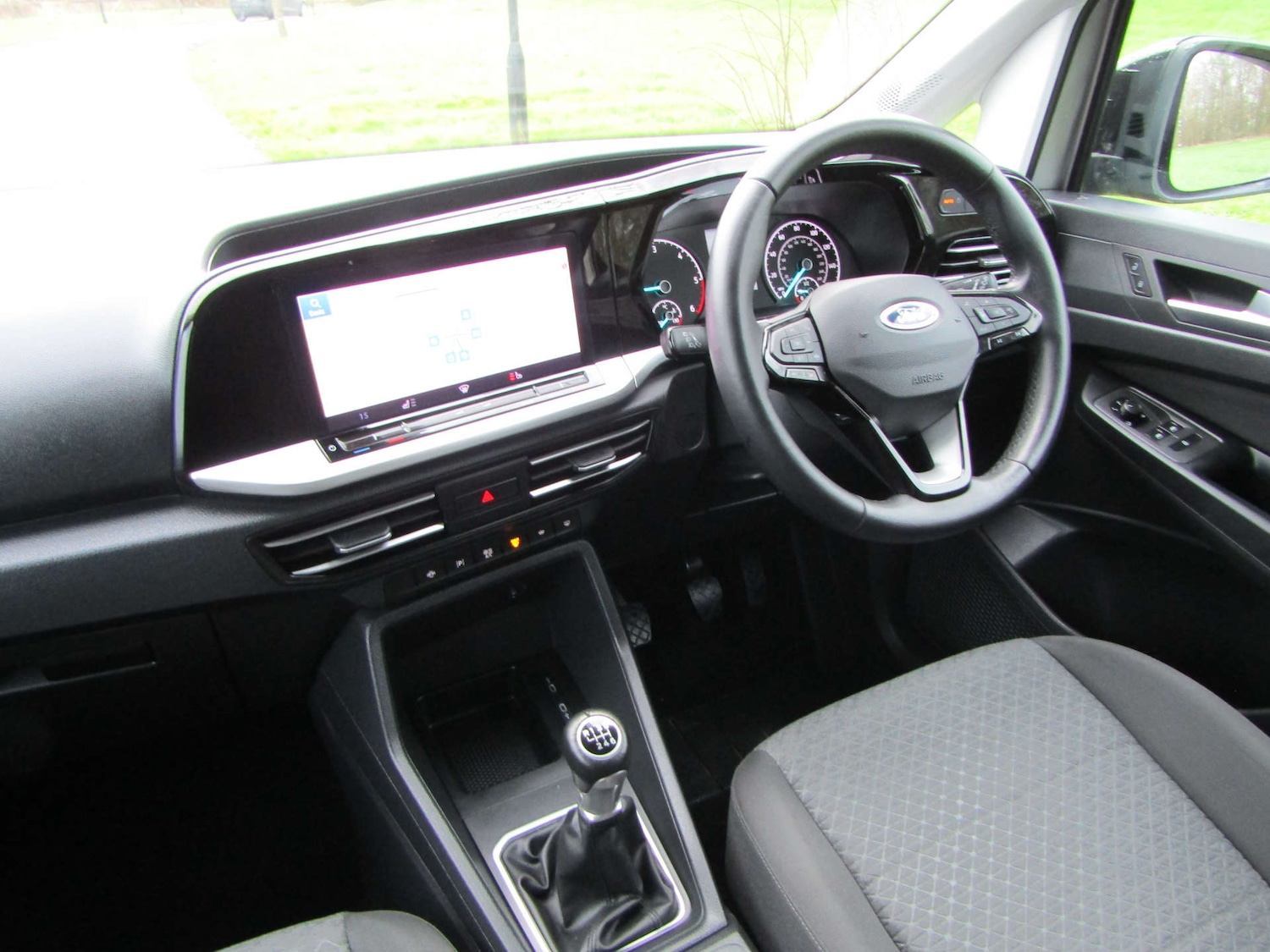 Used Ford Tourneo Connect 2024 for sale - 76968895: Photo 10