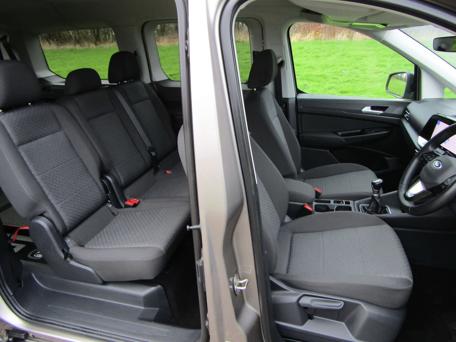 Used Ford Tourneo Connect 2024 for sale - 76968895: Photo 8