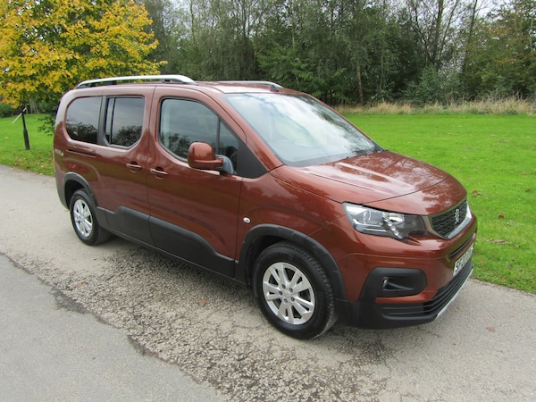 Used Peugeot Rifter 2020 for sale - 76114428: Photo 3