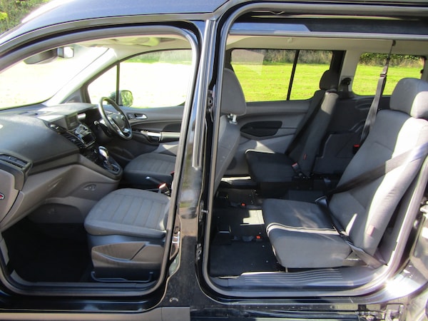 Used Ford Grand Tourneo Connect 2019 for sale - 76114147: Photo 9