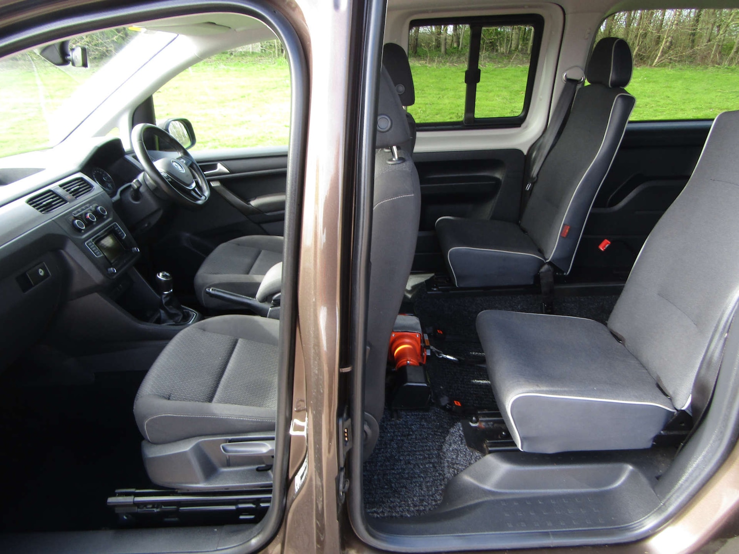 Used Volkswagen Caddy Maxi Life 2020 for sale - 77934048: Photo 9