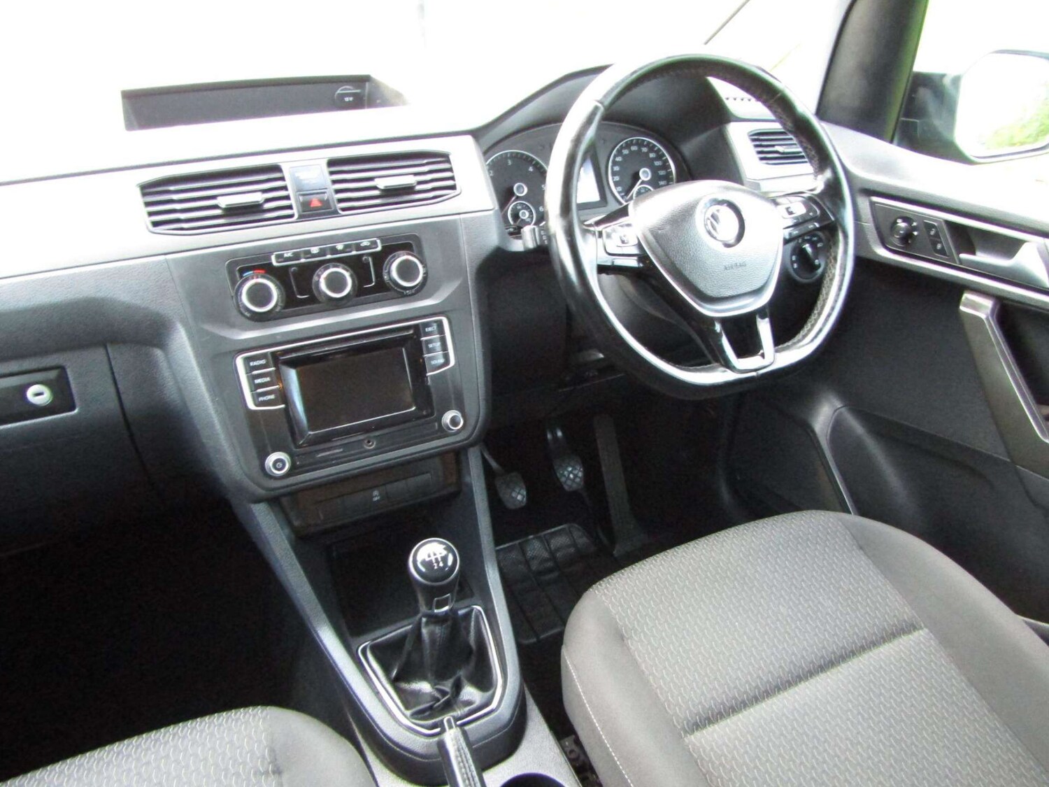 Used Volkswagen Caddy Maxi Life 2016 for sale - 76909151: Photo 10