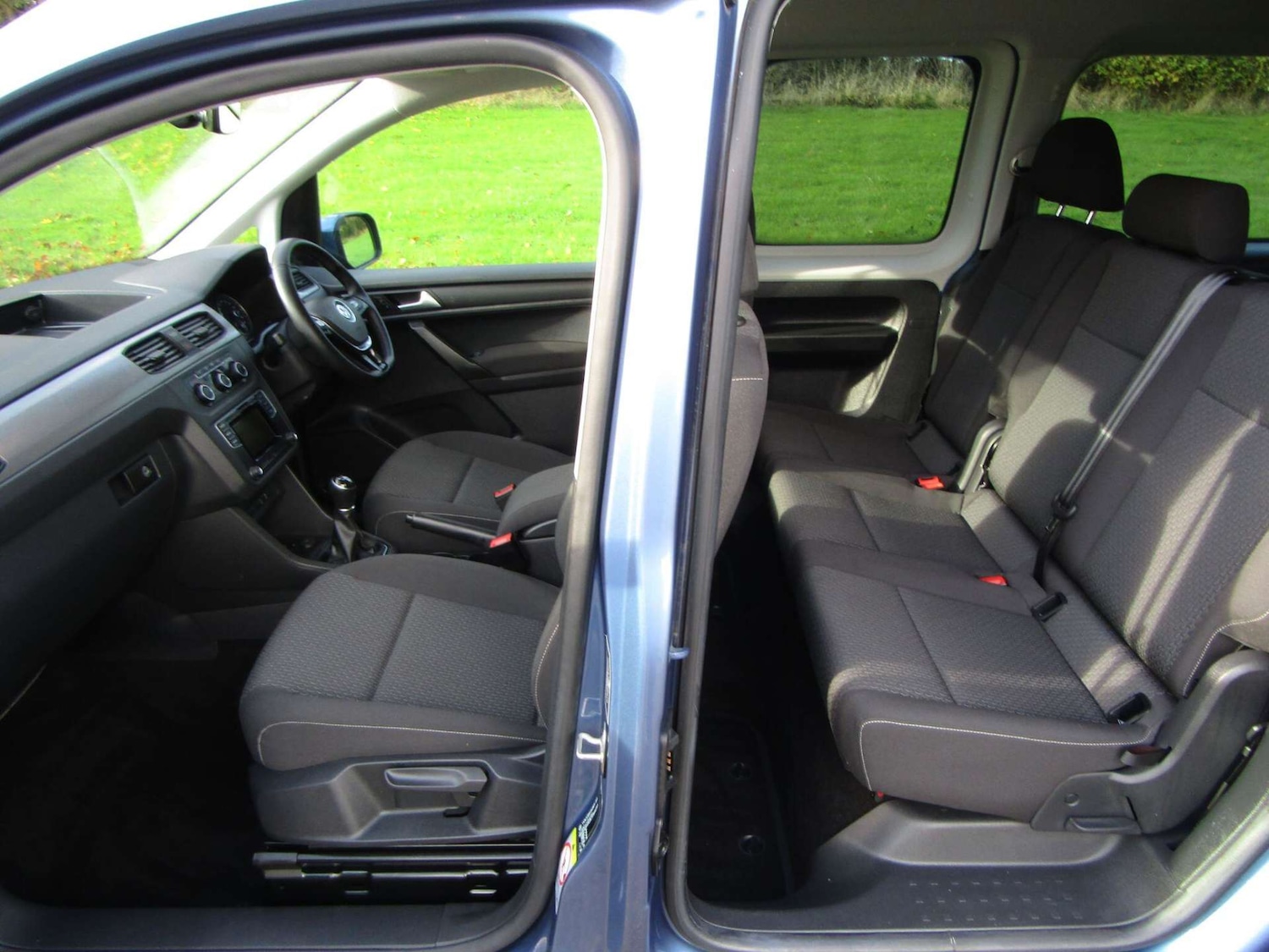 Used Volkswagen Caddy Maxi Life 2021 for sale - 76968922: Photo 9