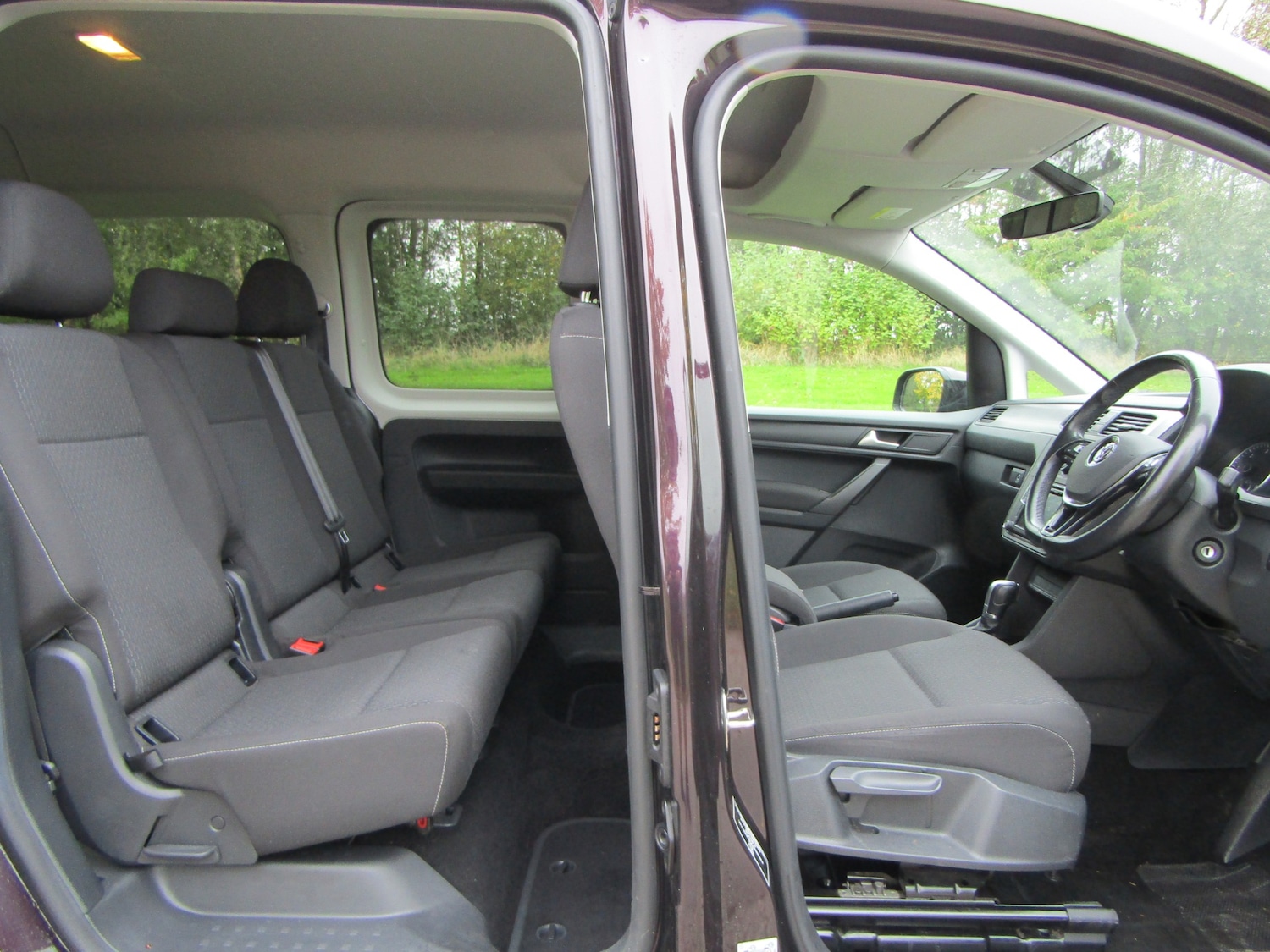 Used Volkswagen Caddy Maxi Life 2018 for sale - 76143531: Photo 8