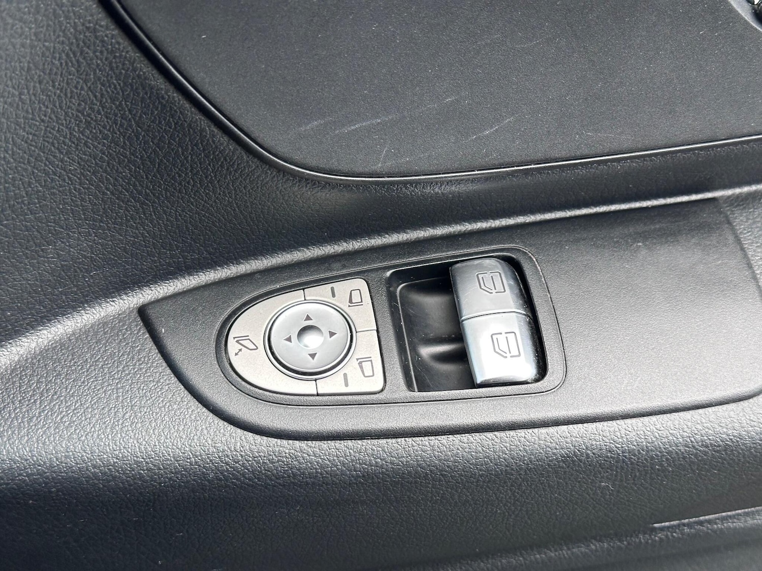 Used Mercedes-Benz Vito 2016 for sale - 77015766: Photo 27