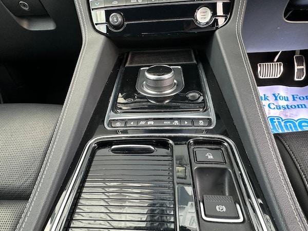 Used Jaguar F-Pace 2018 for sale - 75493423: Photo 17