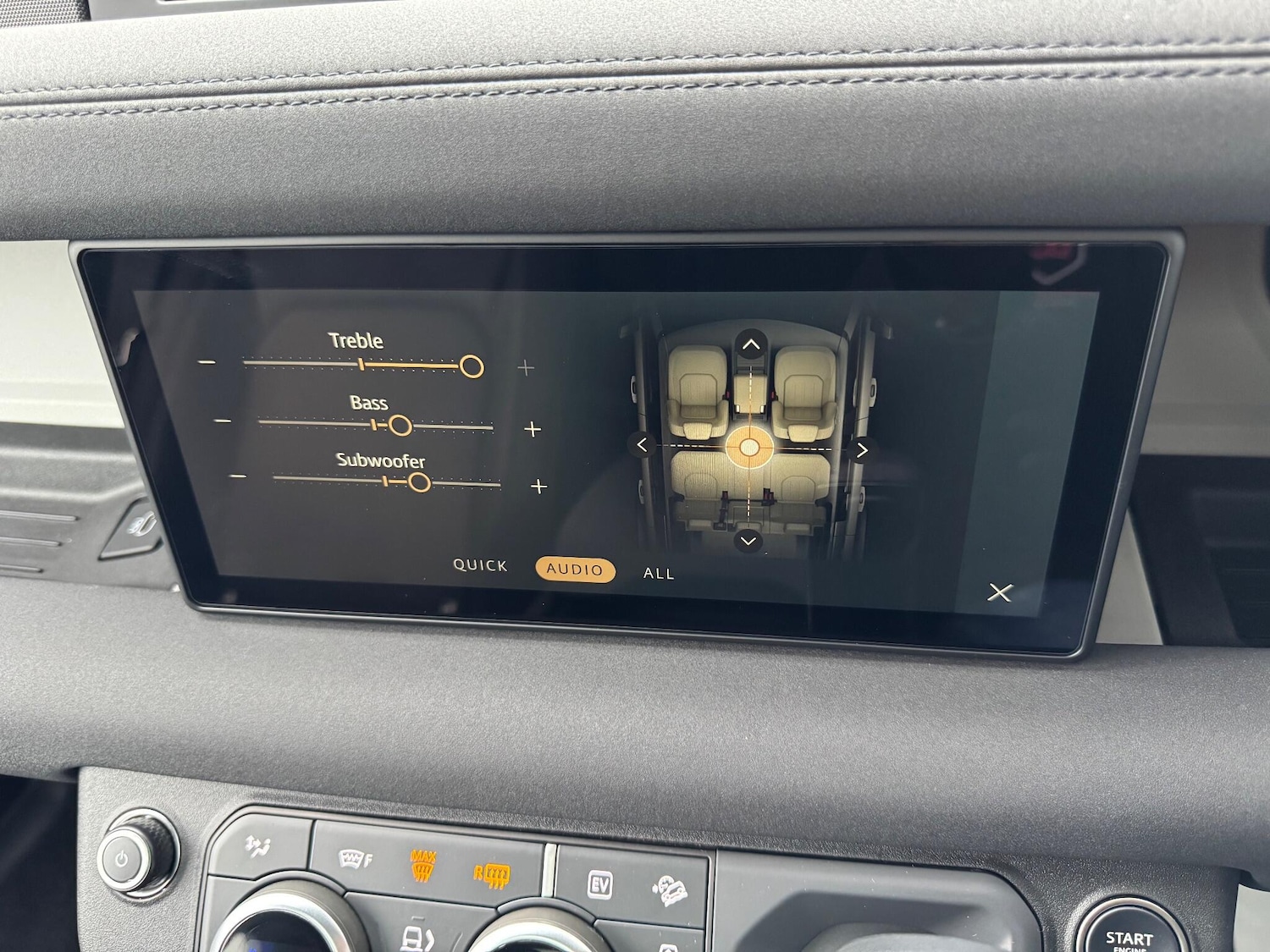 Used Land Rover Defender 2023 for sale - 76993068: Photo 25