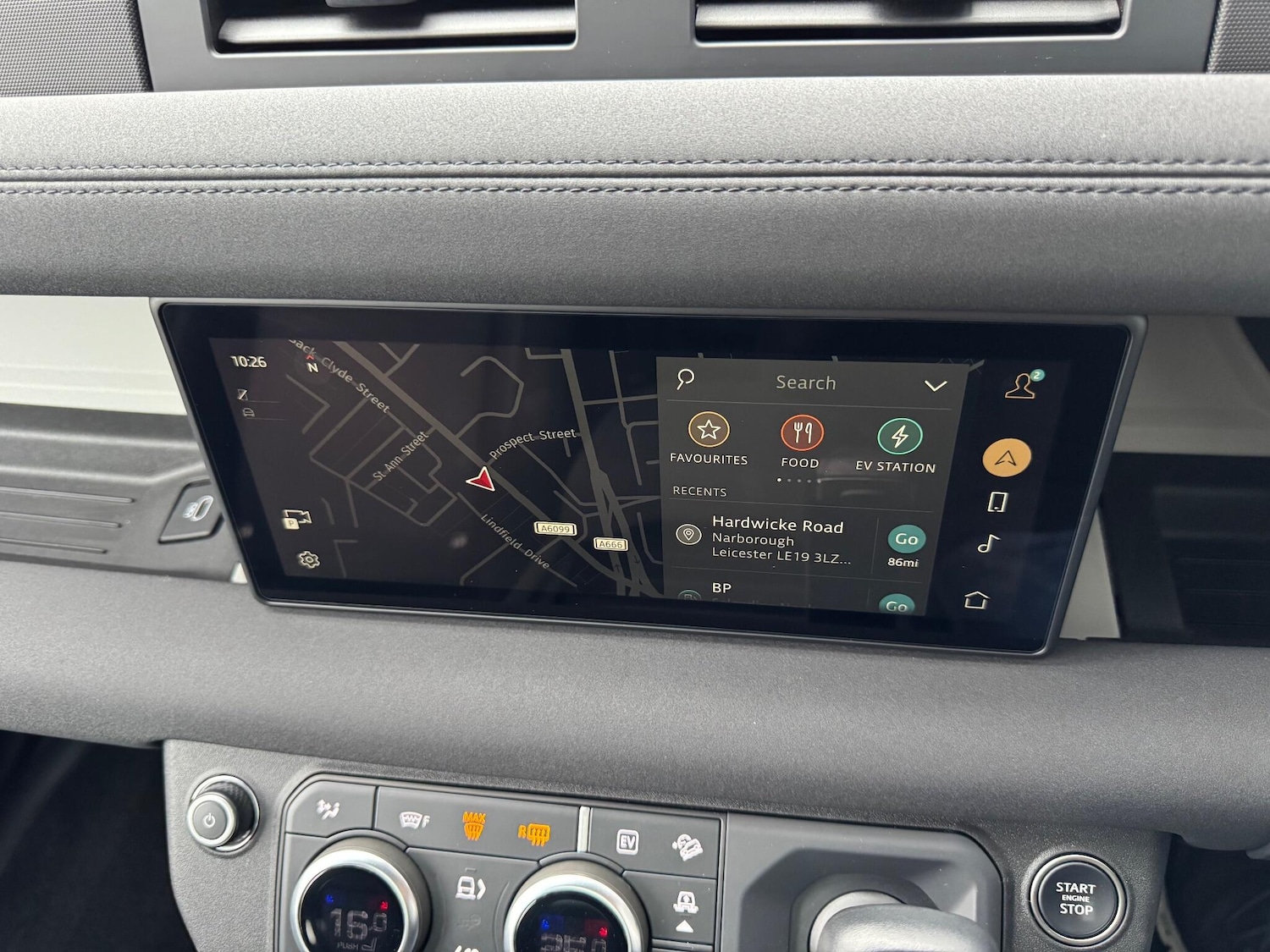 Used Land Rover Defender 2023 for sale - 76993068: Photo 30