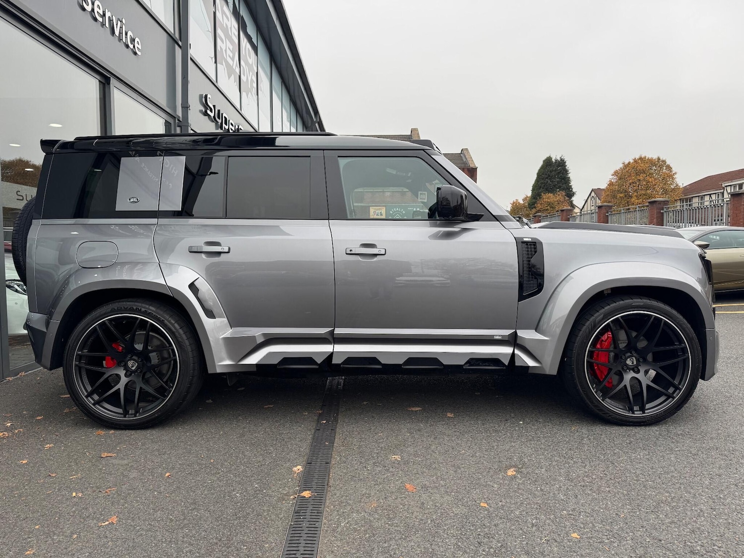 Used Land Rover Defender 2023 for sale - 76993068: Photo 6