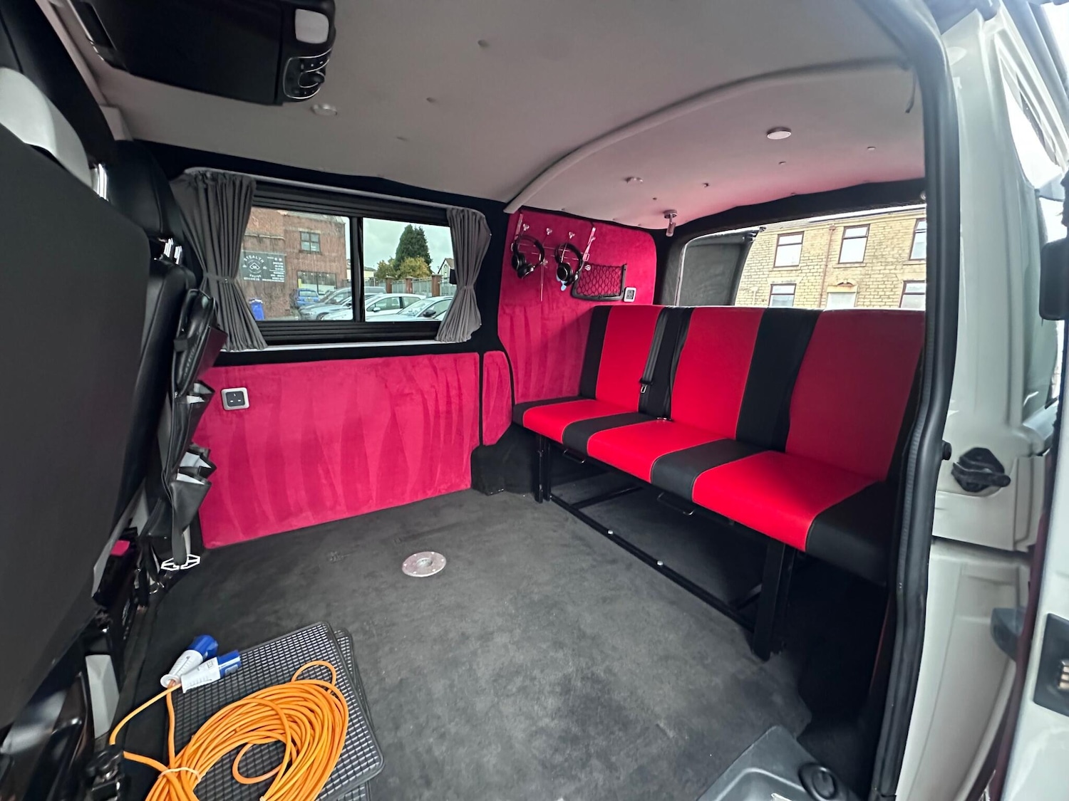 Used Volkswagen Transporter 2011 for sale - 76282736: Photo 12