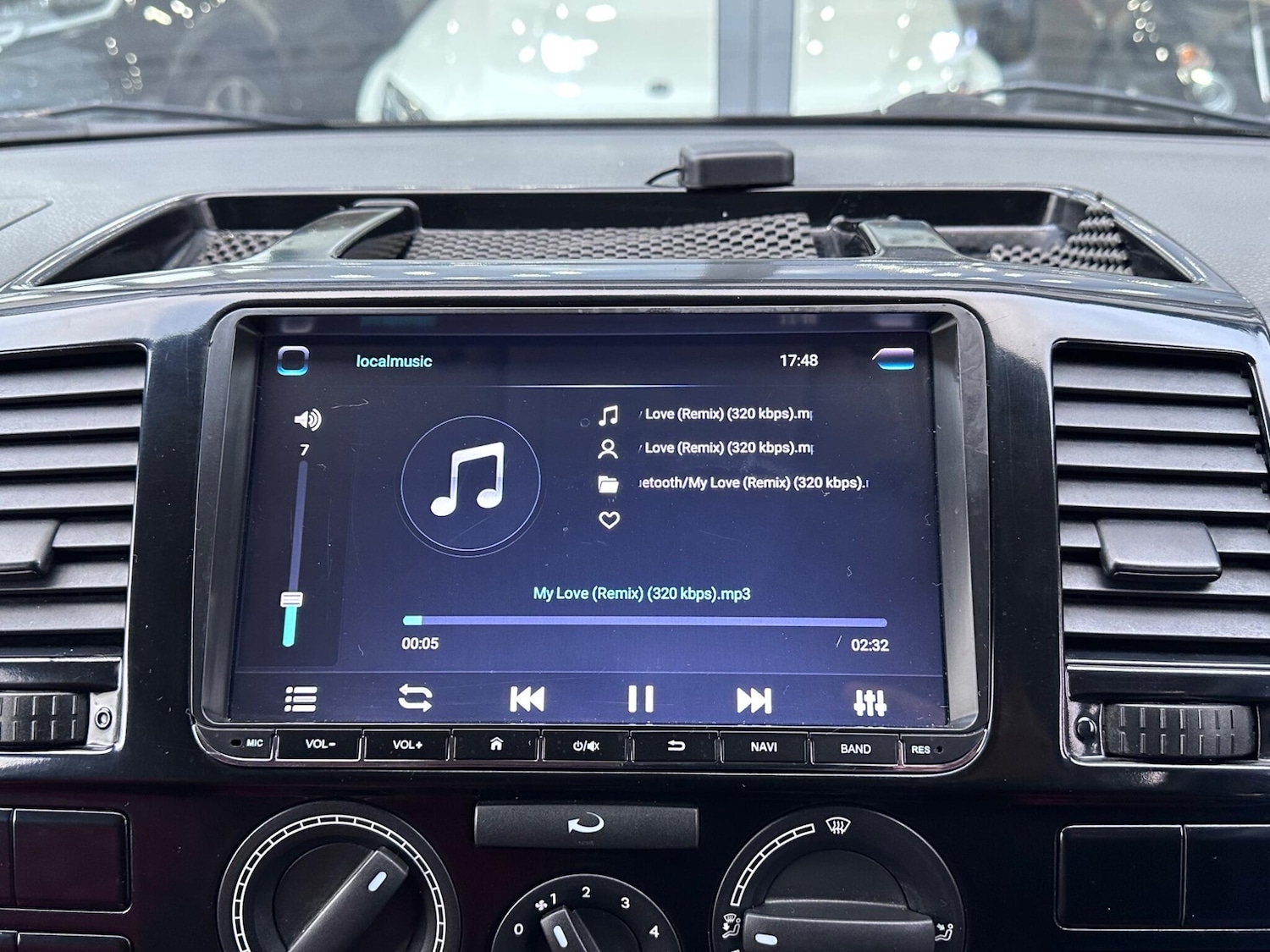 Used Volkswagen Transporter 2011 for sale - 76282736: Photo 23