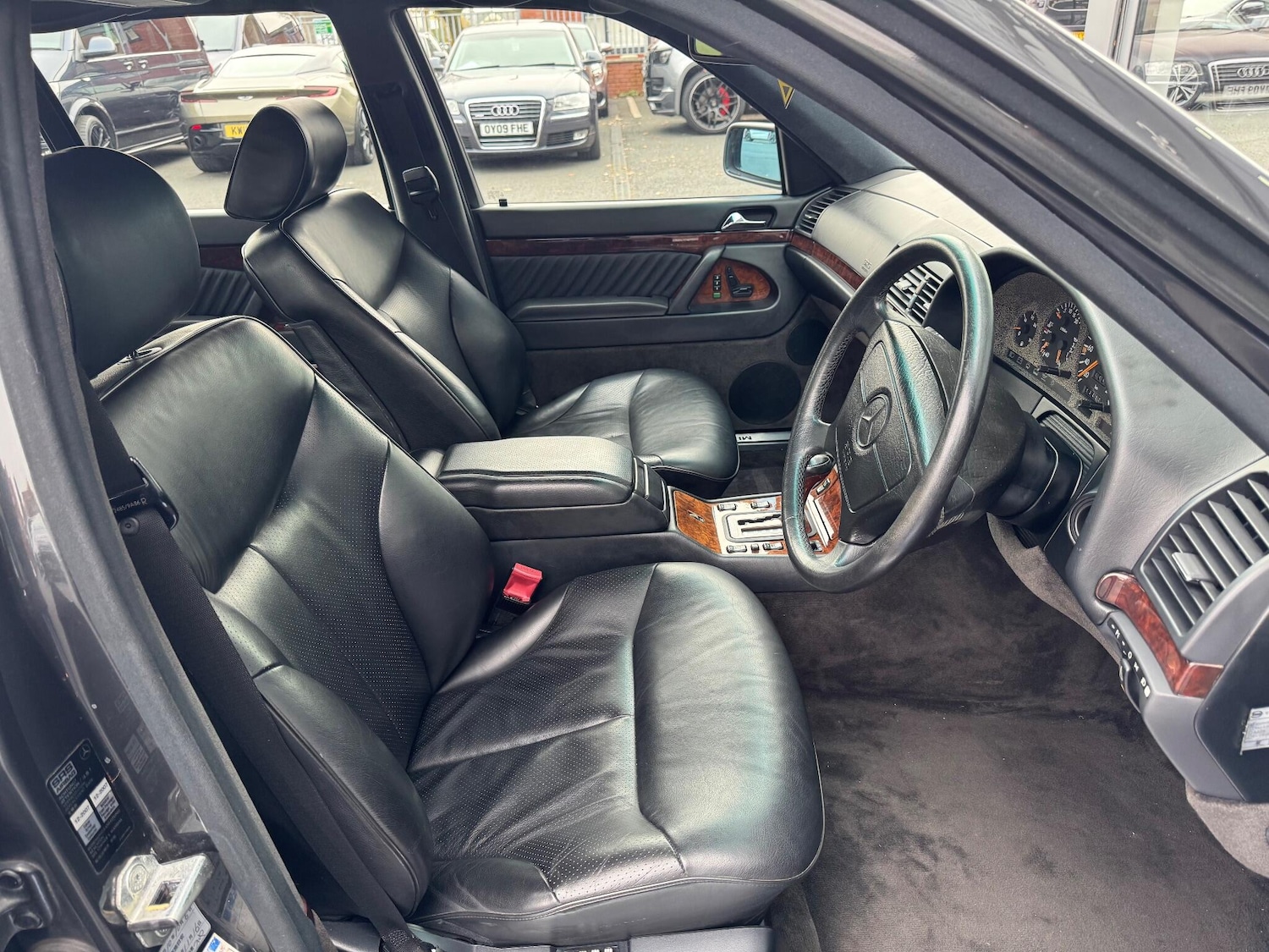 Used Mercedes-Benz 600 2022 for sale - 76259953: Photo 11