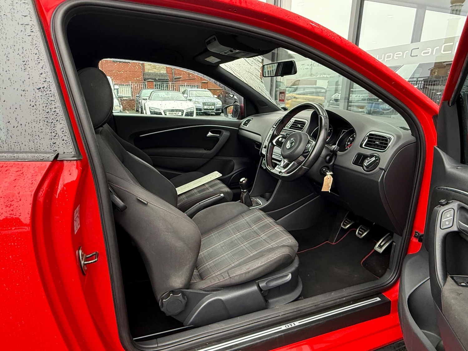 Used Volkswagen Polo 2017 for sale - 76989893: Photo 10