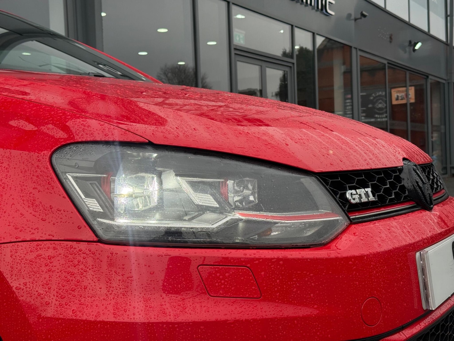 Used Volkswagen Polo 2017 for sale - 76989893: Photo 6