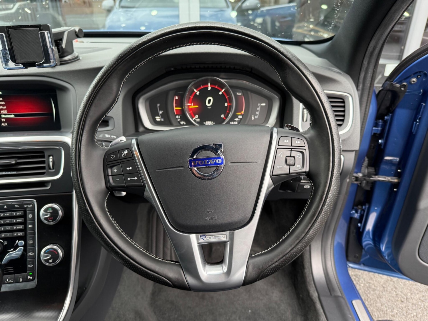 Used Volvo V60 for sale - 76476423: Photo 16