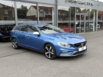 Used Volvo V60 2017 for sale - 76476423: Photo