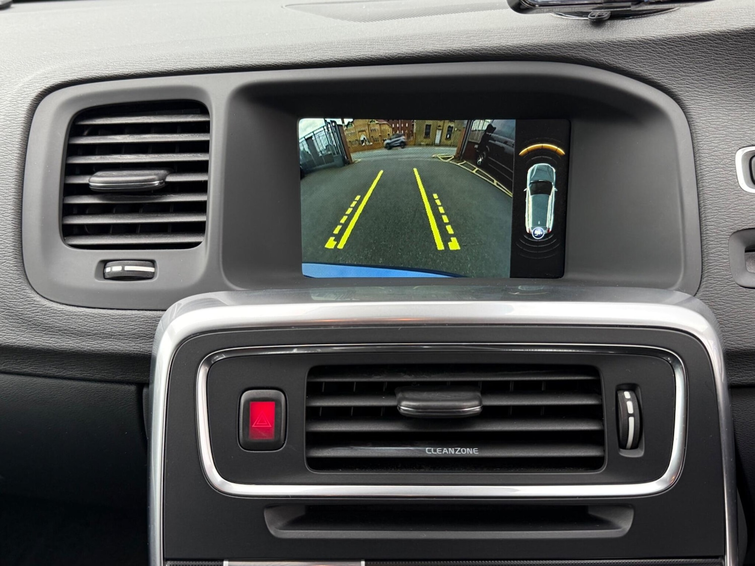 Used Volvo V60 for sale - 76476423: Photo 21