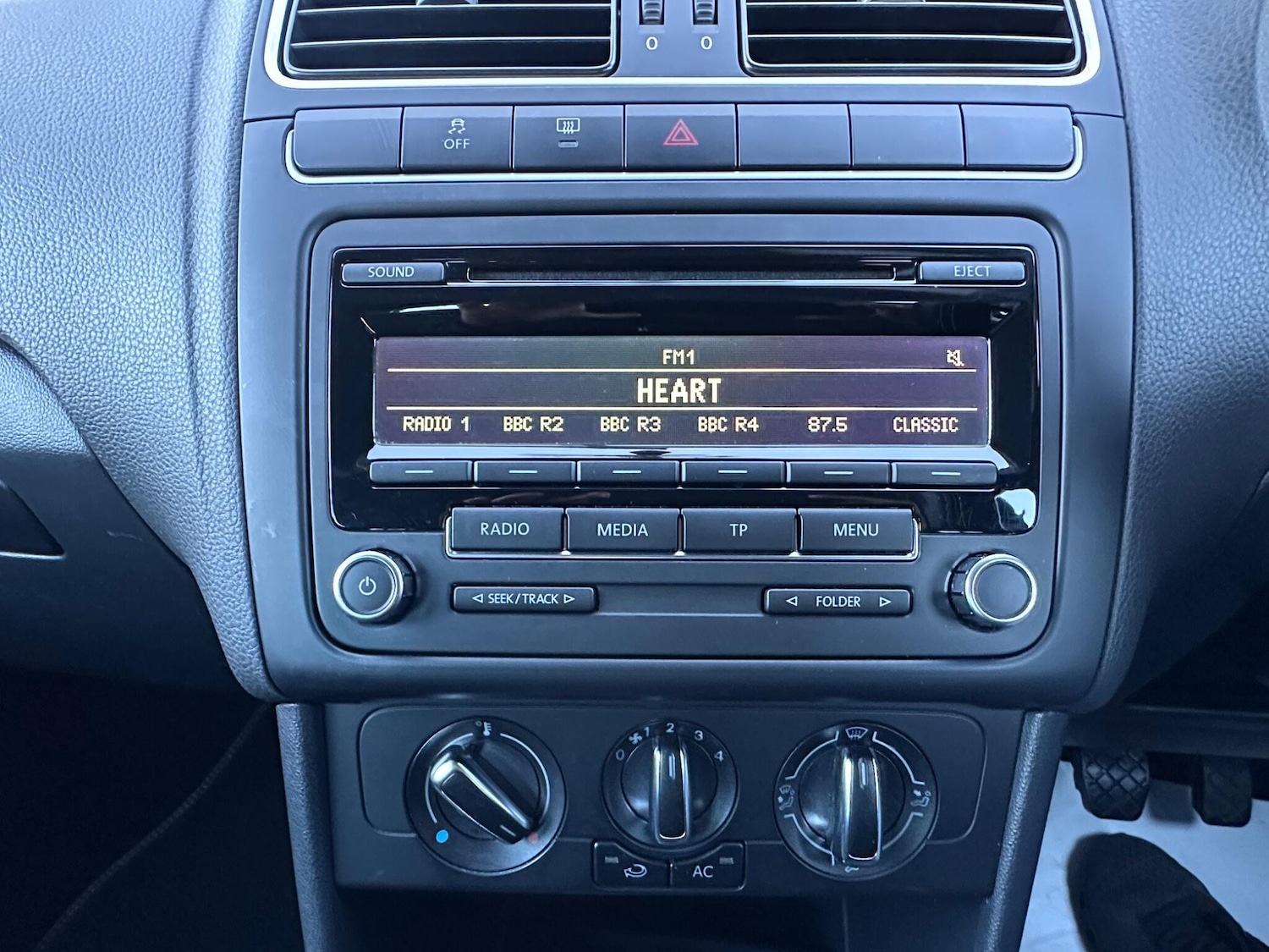 Used Volkswagen Polo 2012 for sale - 76606860: Photo 14