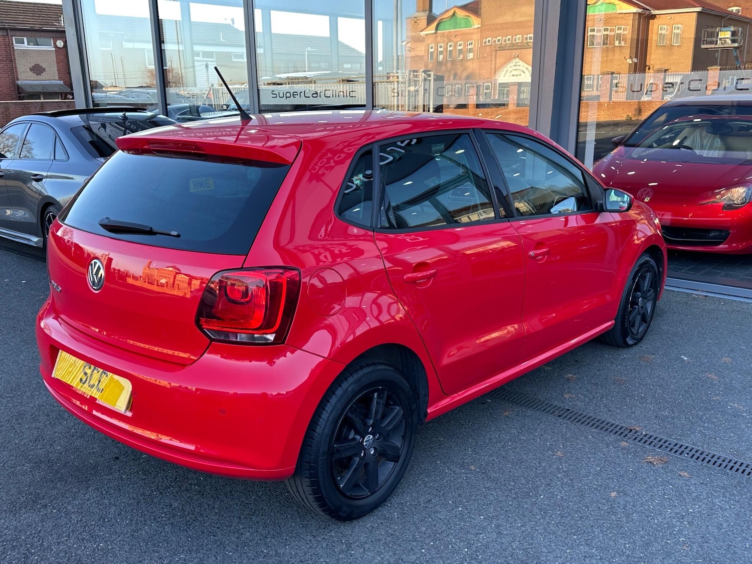 Used Volkswagen Polo 2012 for sale - 76606860: Photo 8