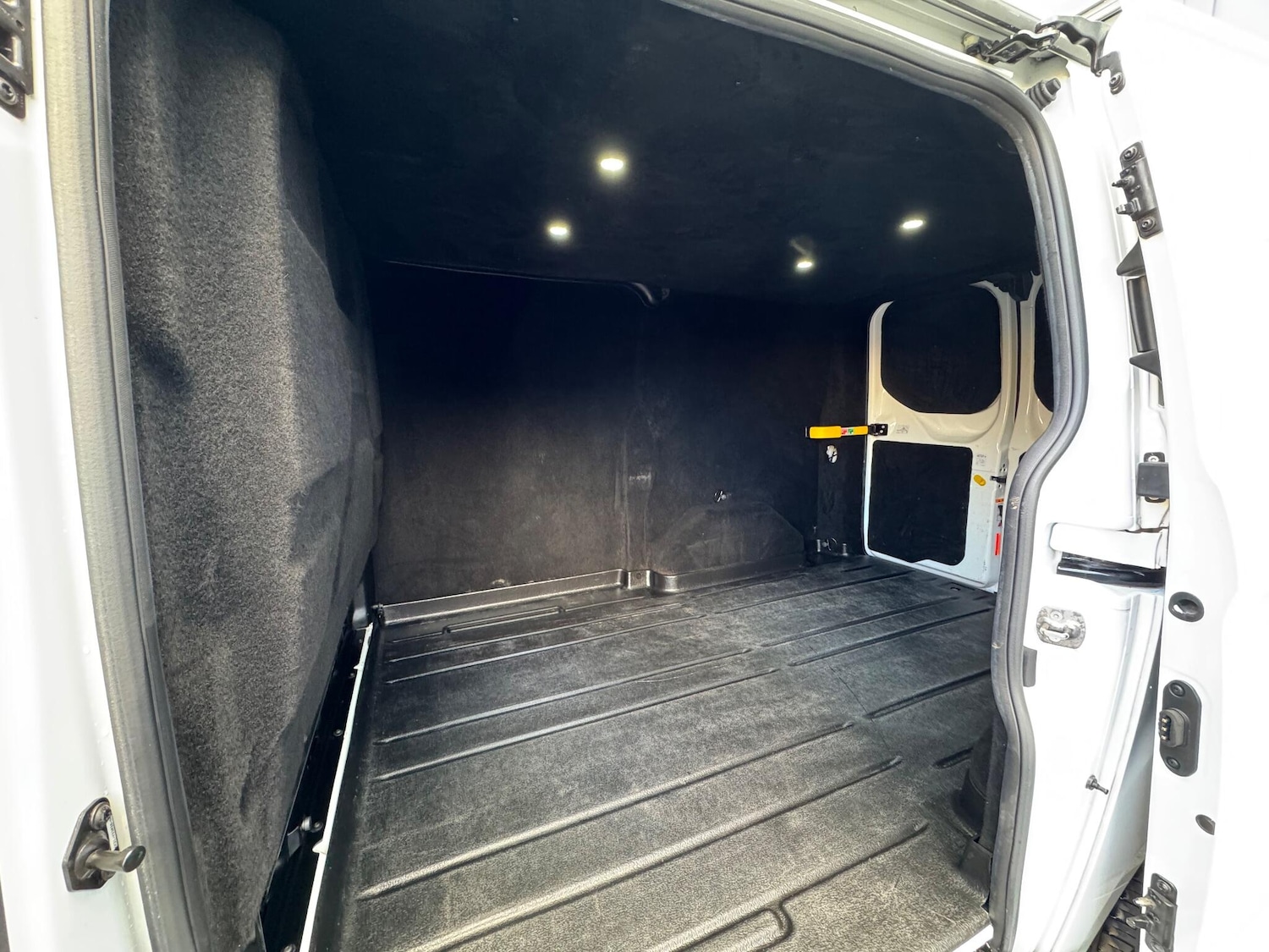 Used Ford Transit Custom 2021 for sale - 76521626: Photo 6