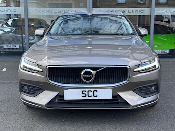 Used Volvo V60 2018 for sale - 78602048: Photo