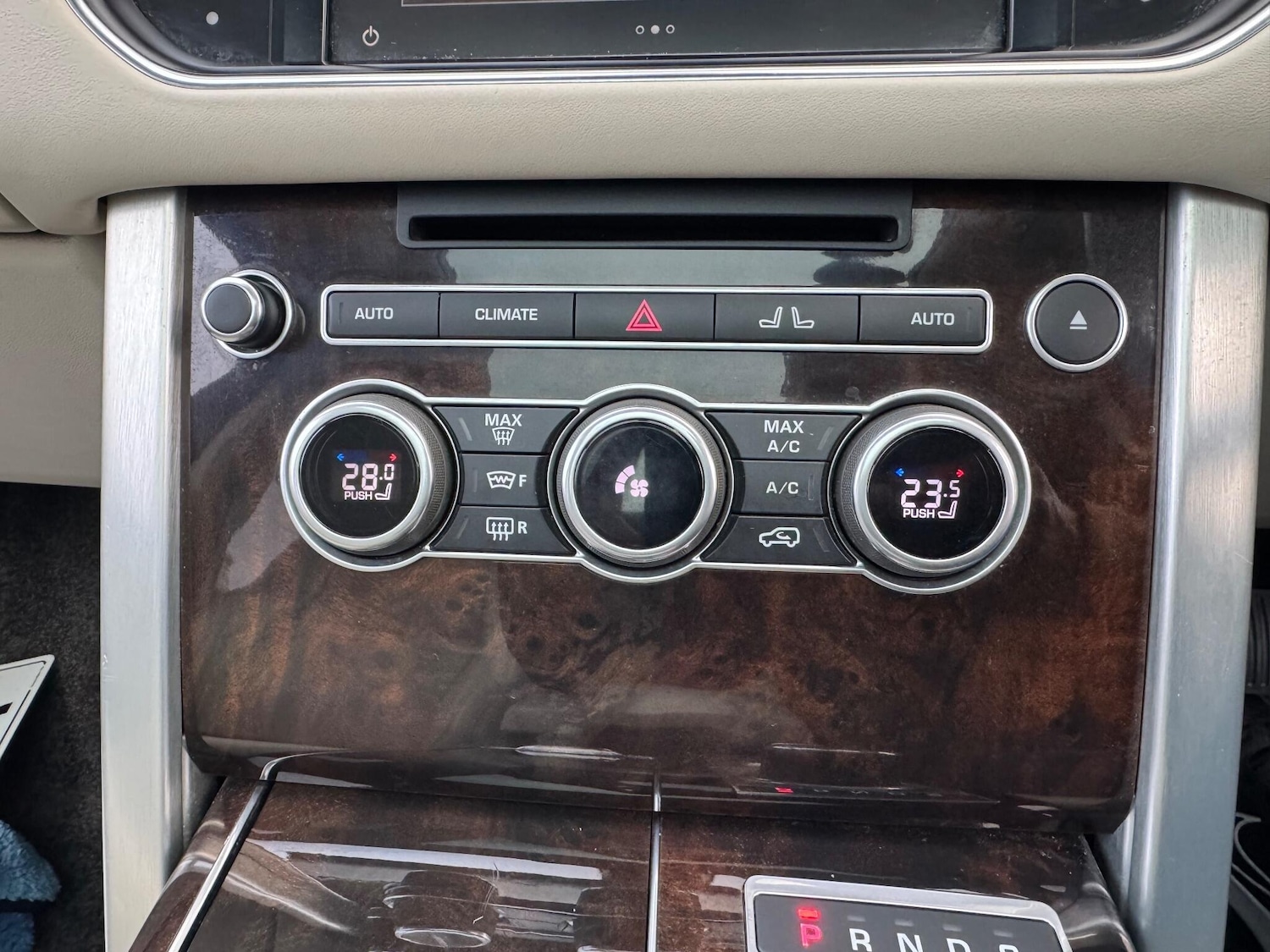 Used Land Rover Range Rover 2016 for sale - 76850019: Photo 17