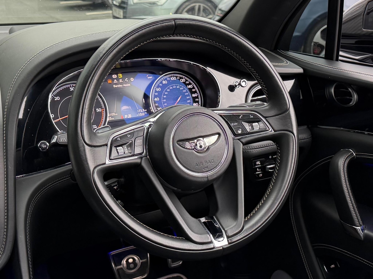 Used Bentley Bentayga 2017 for sale - 78058383: Photo 24