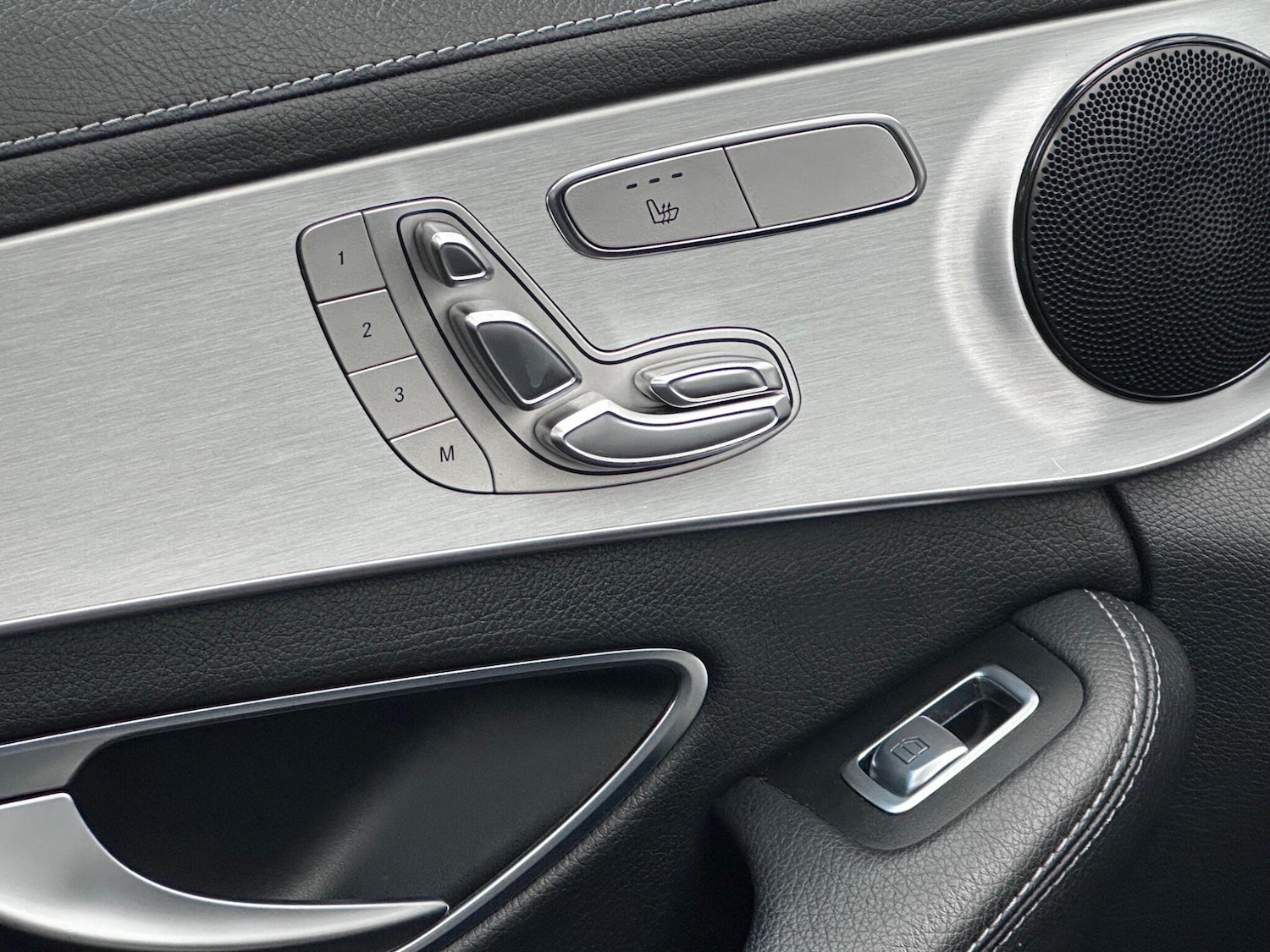 Used Mercedes-Benz C Class 2015 for sale - 76175342: Photo 20