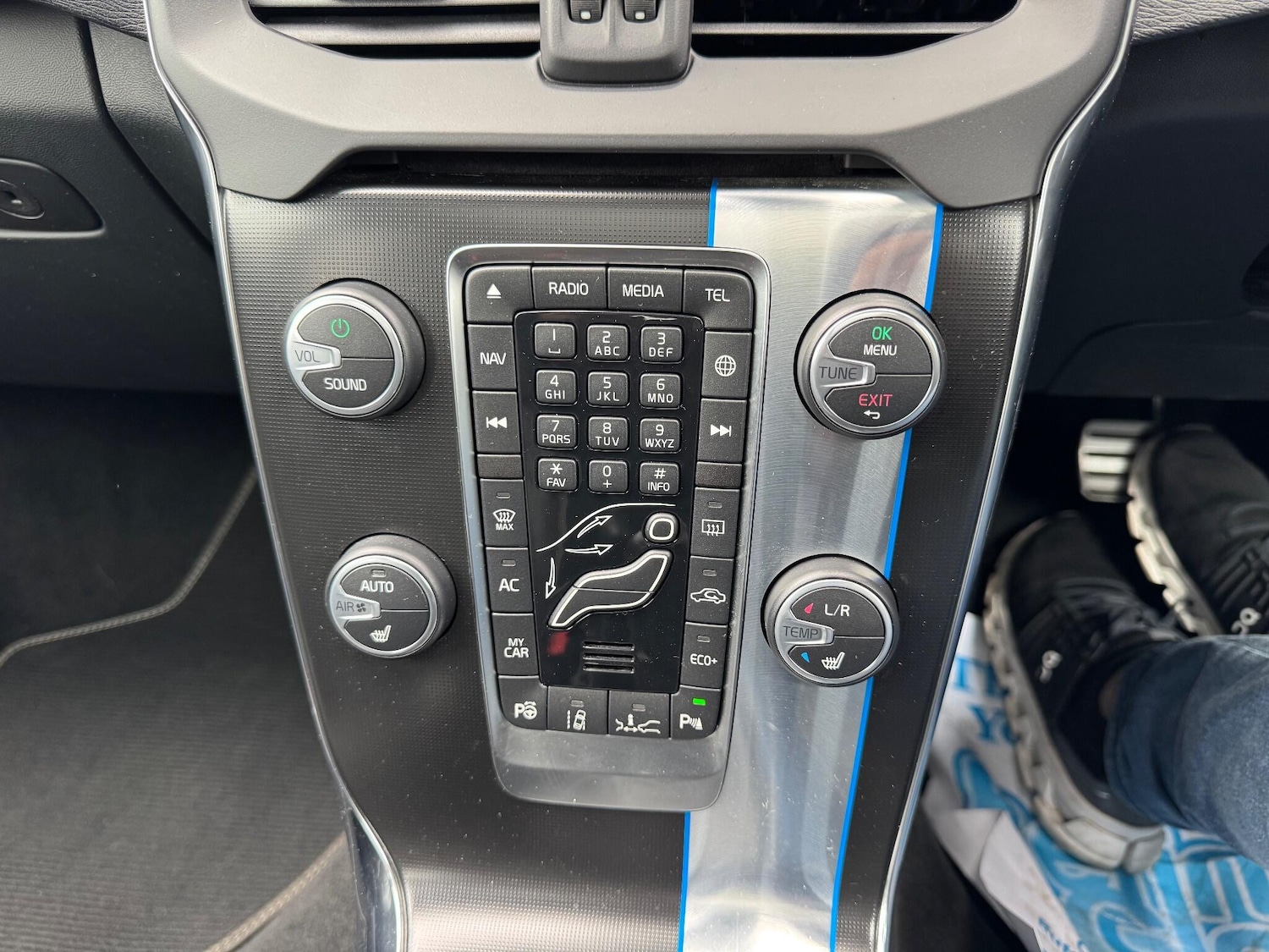 Used Volvo V40 for sale - 76476427: Photo 19