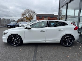 Used Volvo V40 2015 for sale - 76476427: Photo