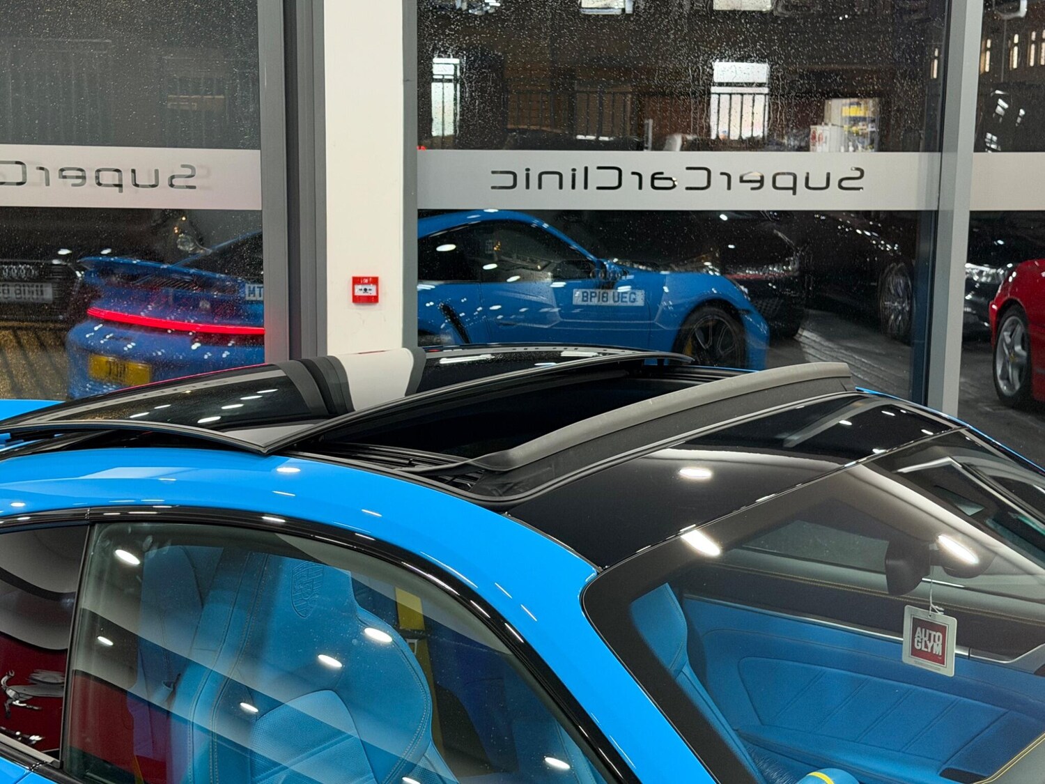 Used Porsche 911 2023 for sale - 77468855: Photo 11