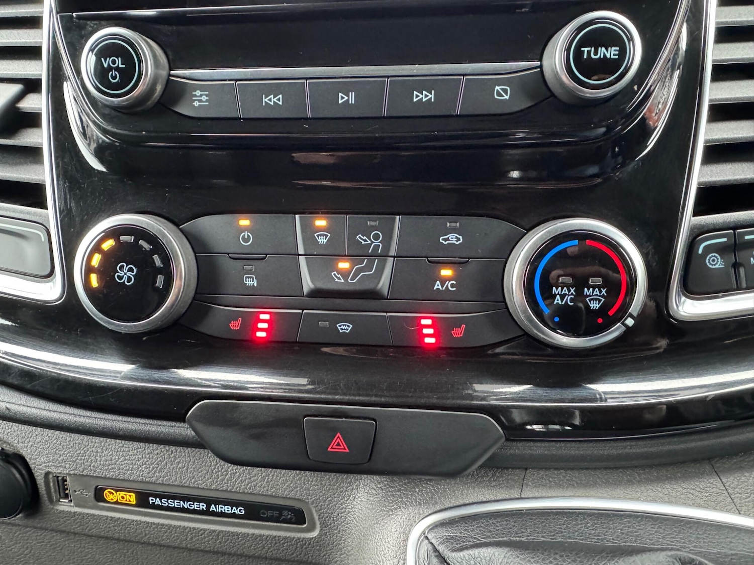 Used Ford Transit Custom 2021 for sale - 77331532: Photo 16