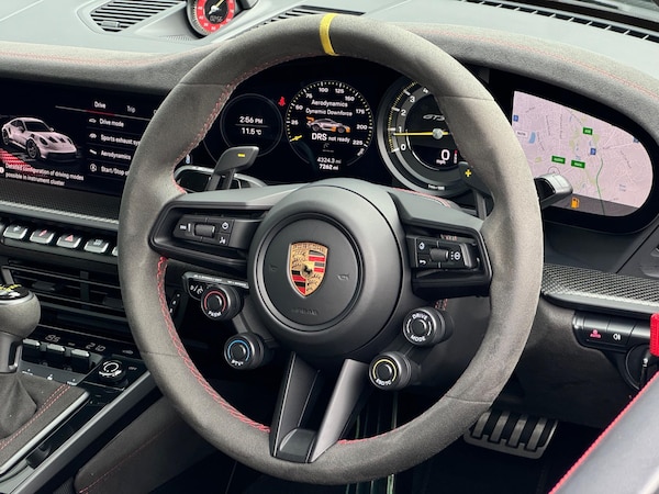 Used Porsche 911 2023 for sale - 74828906: Photo 19