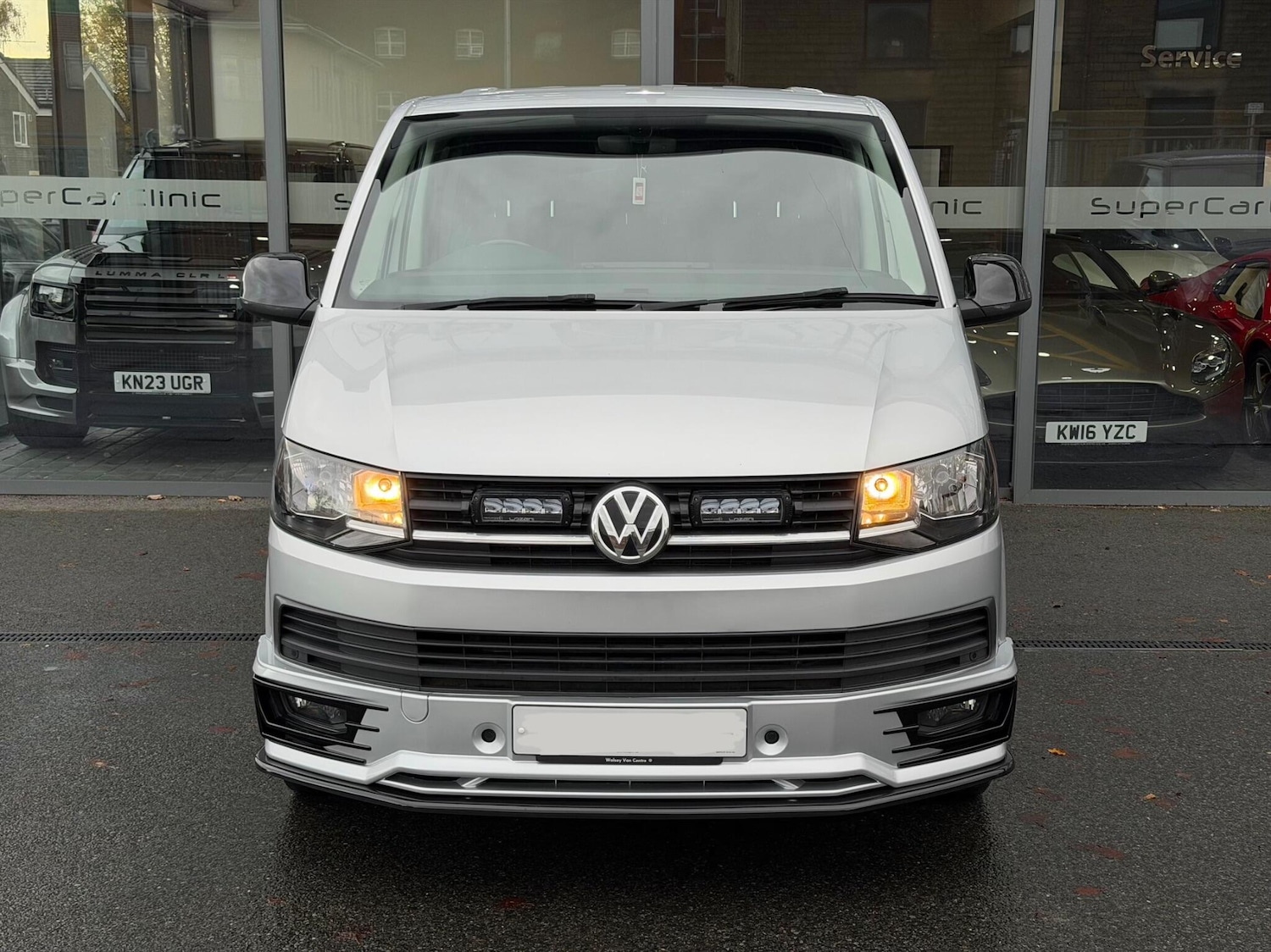 Used Volkswagen Transporter 2017 for sale - 76473873: Photo 2