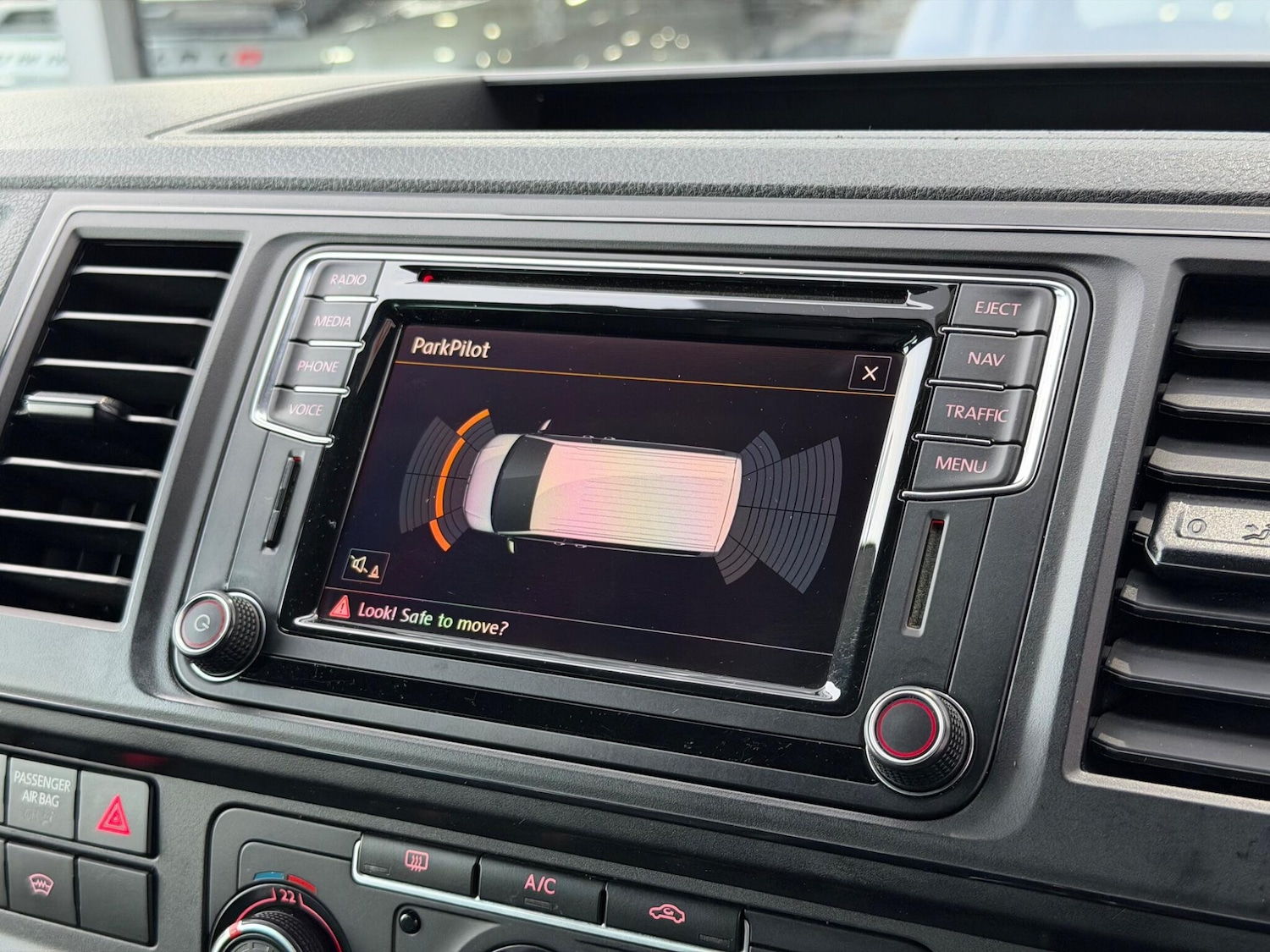 Used Volkswagen Transporter 2017 for sale - 76473873: Photo 21