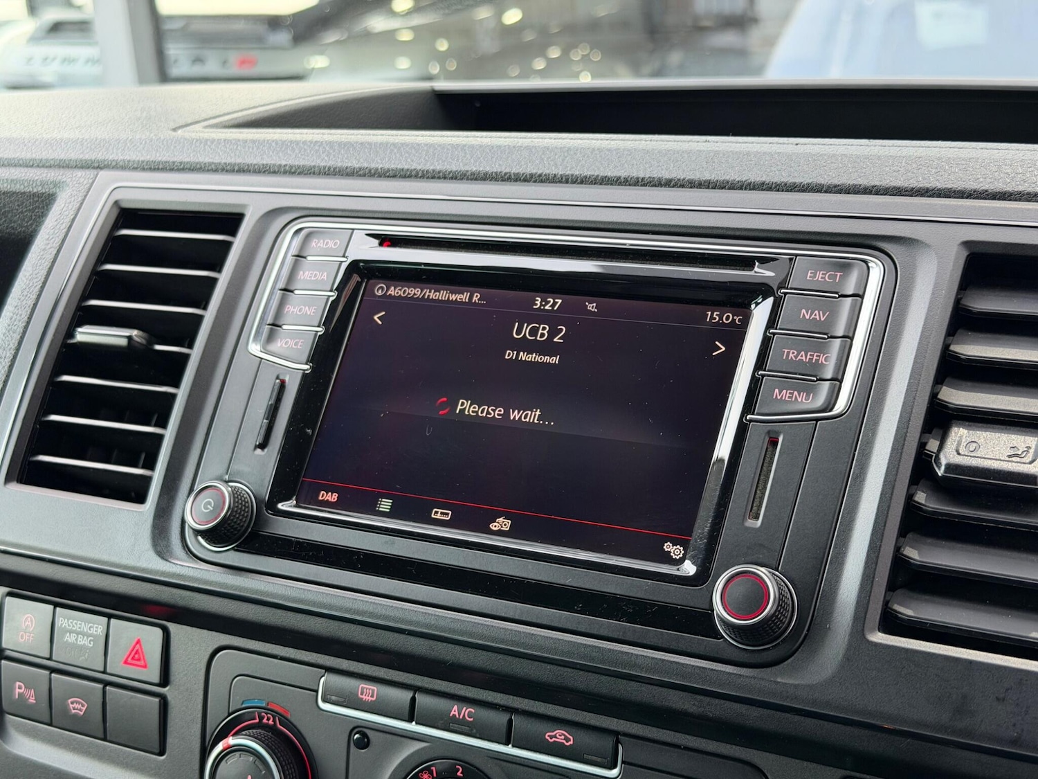 Used Volkswagen Transporter 2017 for sale - 76473873: Photo 22