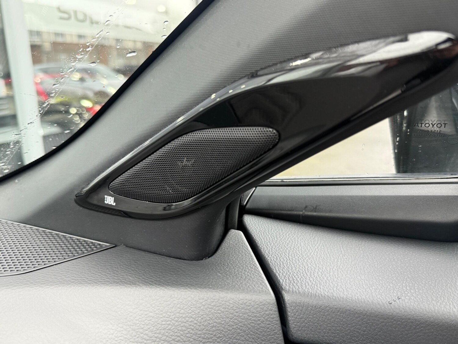 Used Toyota C-HR 2022 for sale - 77683042: Photo 18