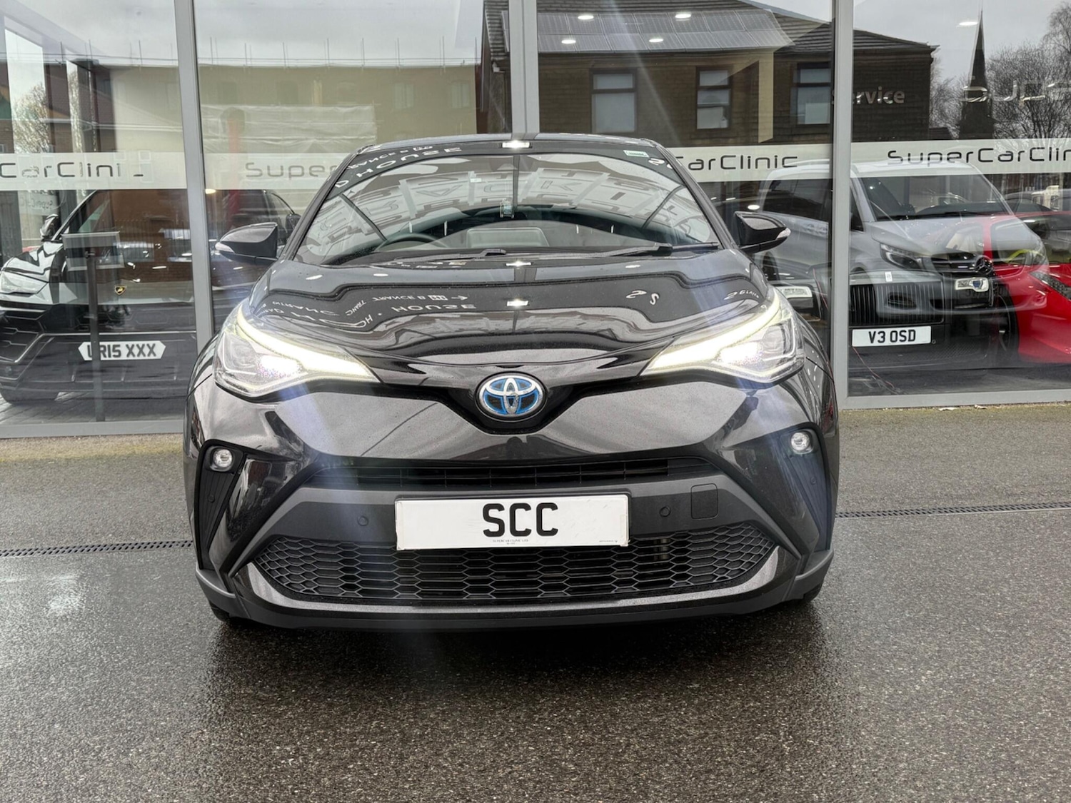 Used Toyota C-HR 2022 for sale - 77683042: Photo 2