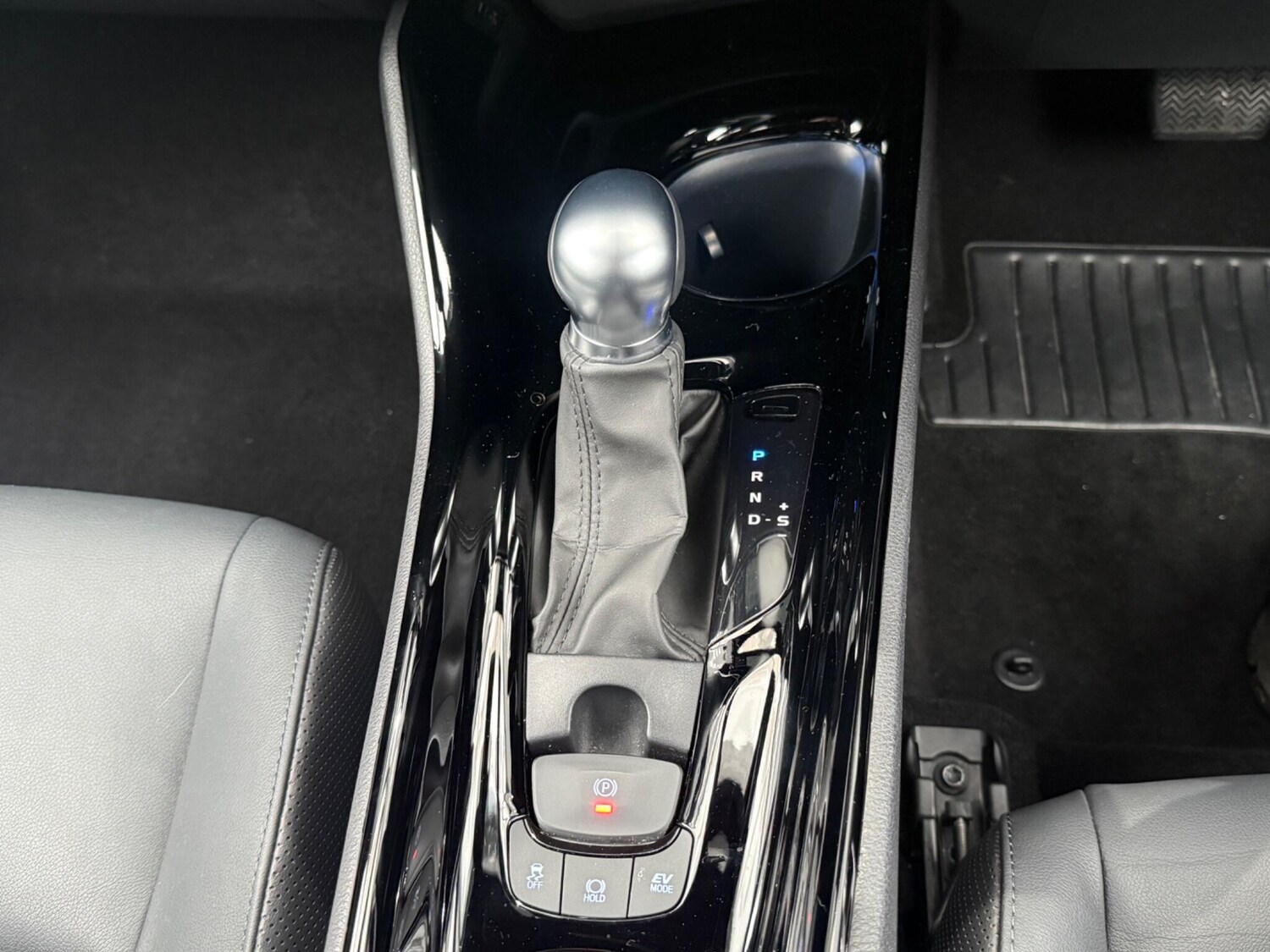 Used Toyota C-HR 2022 for sale - 77683042: Photo 22