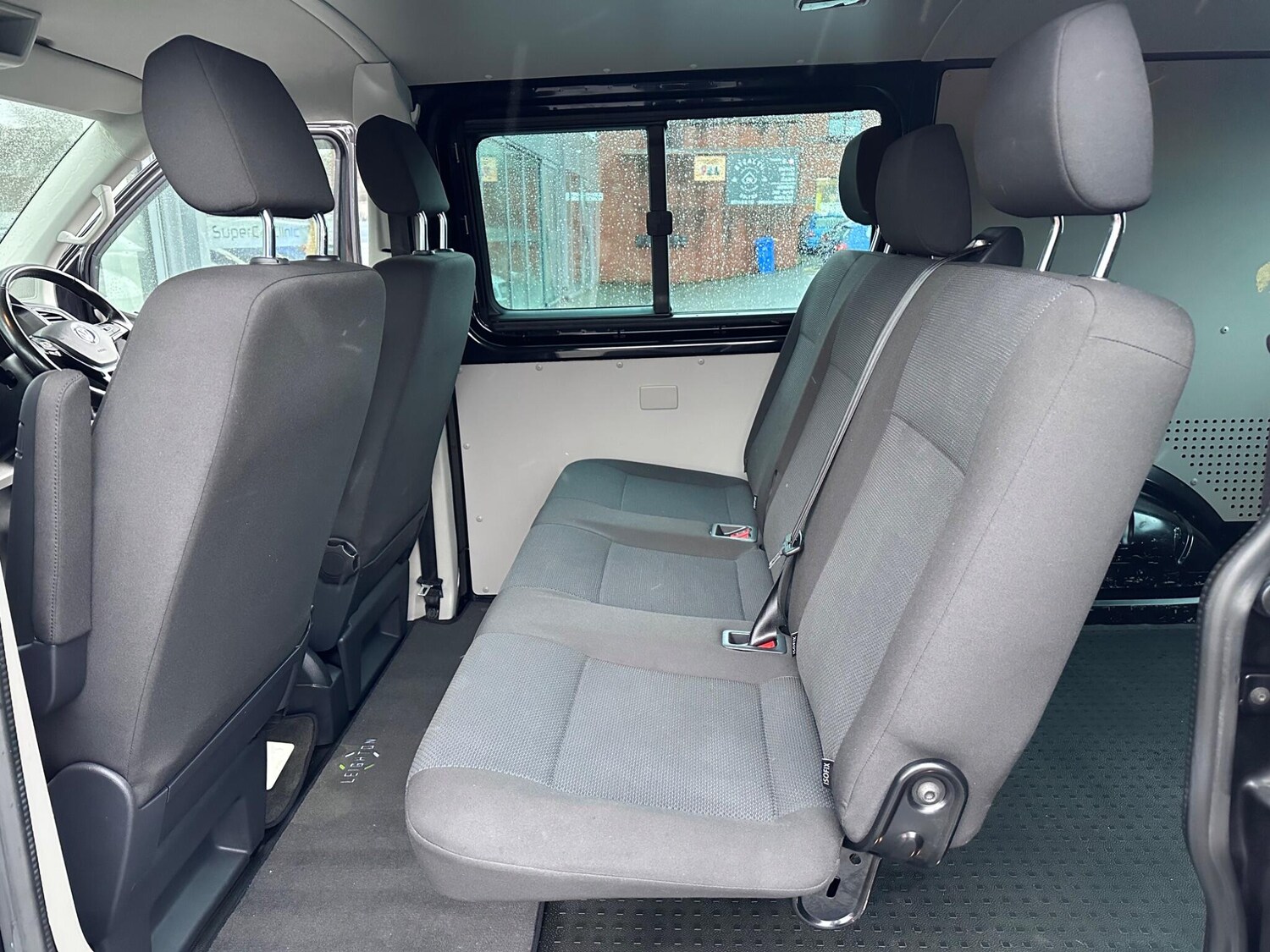 Used Volkswagen Transporter 2018 for sale - 76990709: Photo 12