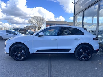 Used Porsche Macan 2016 for sale - 78230862: Photo
