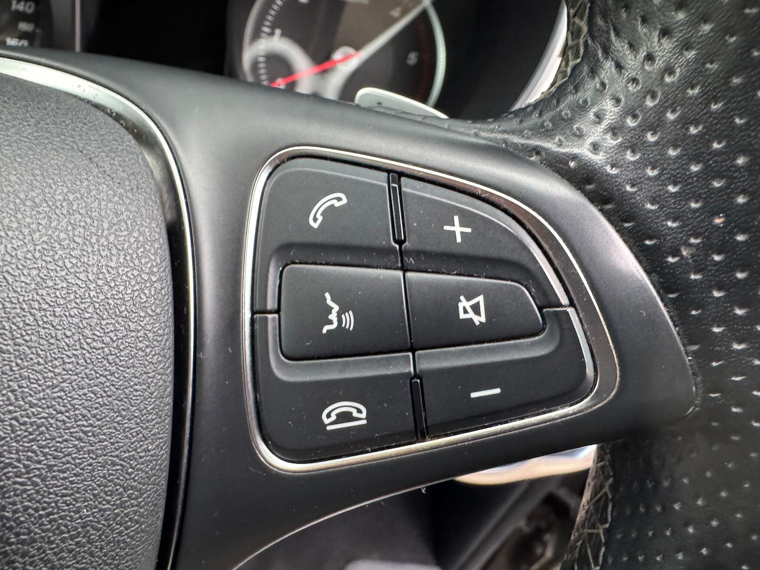 Used Mercedes-Benz V-Class 2016 for sale - 77143986: Photo 15