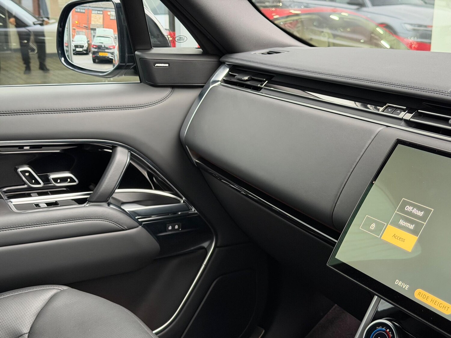 Used Land Rover Range Rover 2023 for sale - 76644636: Photo 30