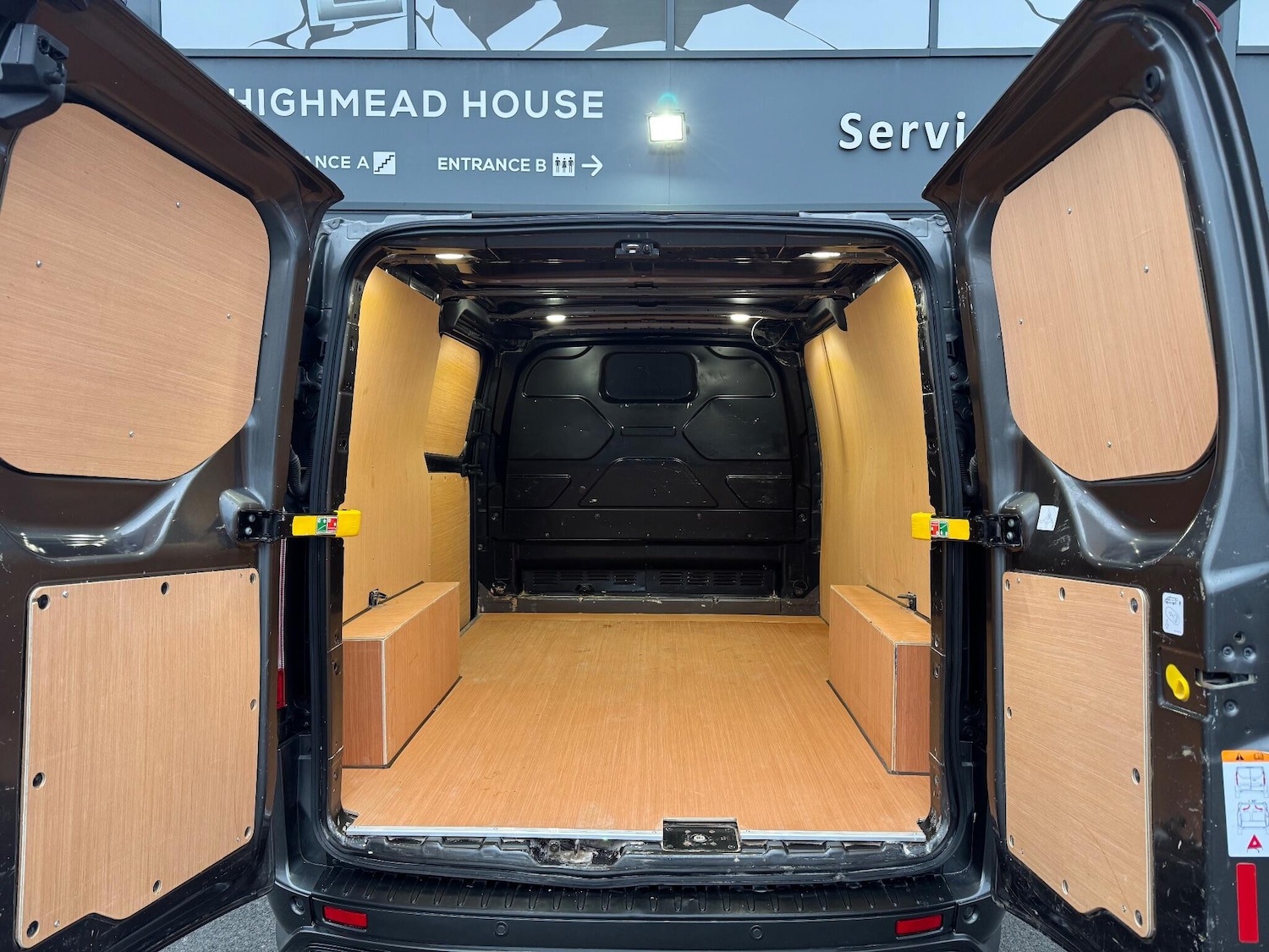 Used Ford Transit Custom 2021 for sale - 77040594: Photo 10