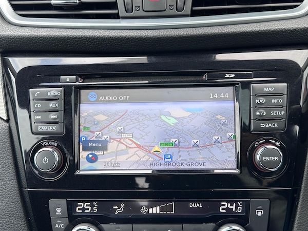 Used Nissan Qashqai 2017 for sale - 76174680: Photo 24