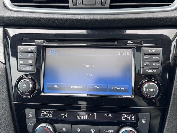 Used Nissan Qashqai 2017 for sale - 76174680: Photo 28